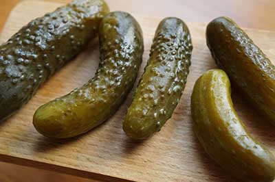 can dogs eat dill pickles