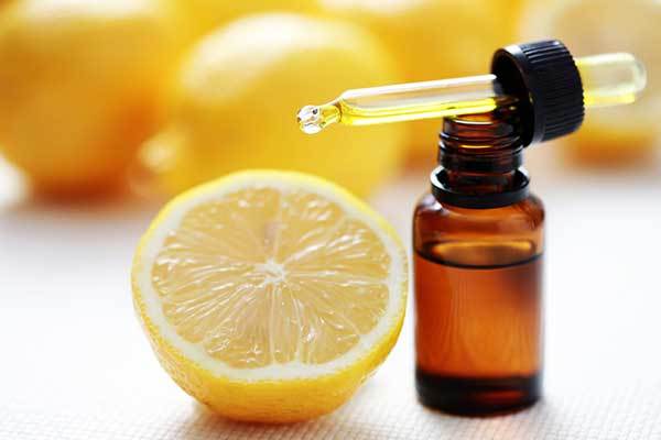 Lemon essential oil for dog anxiety