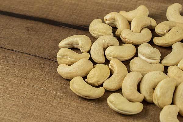 cashews for dogs