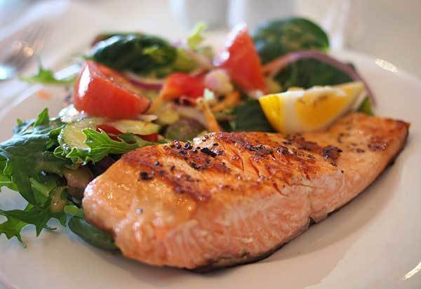 How do I Avoid Salmon Poisoning?