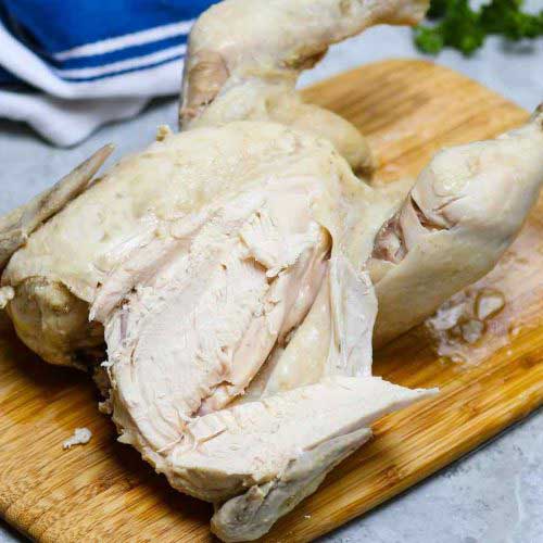 How to Cook Boiled Chicken for Dogs?